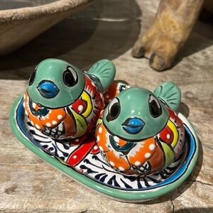 Talavera Mexican birds, salt and pepper shakers